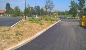 Ostrvo oko parkinga u fazi izrade